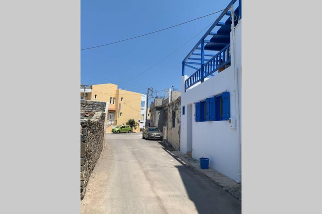 Romantic House 6 Steps From The Sea モコロス エクステリア 写真