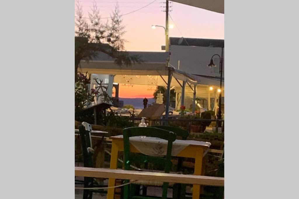 Romantic House 6 Steps From The Sea モコロス エクステリア 写真