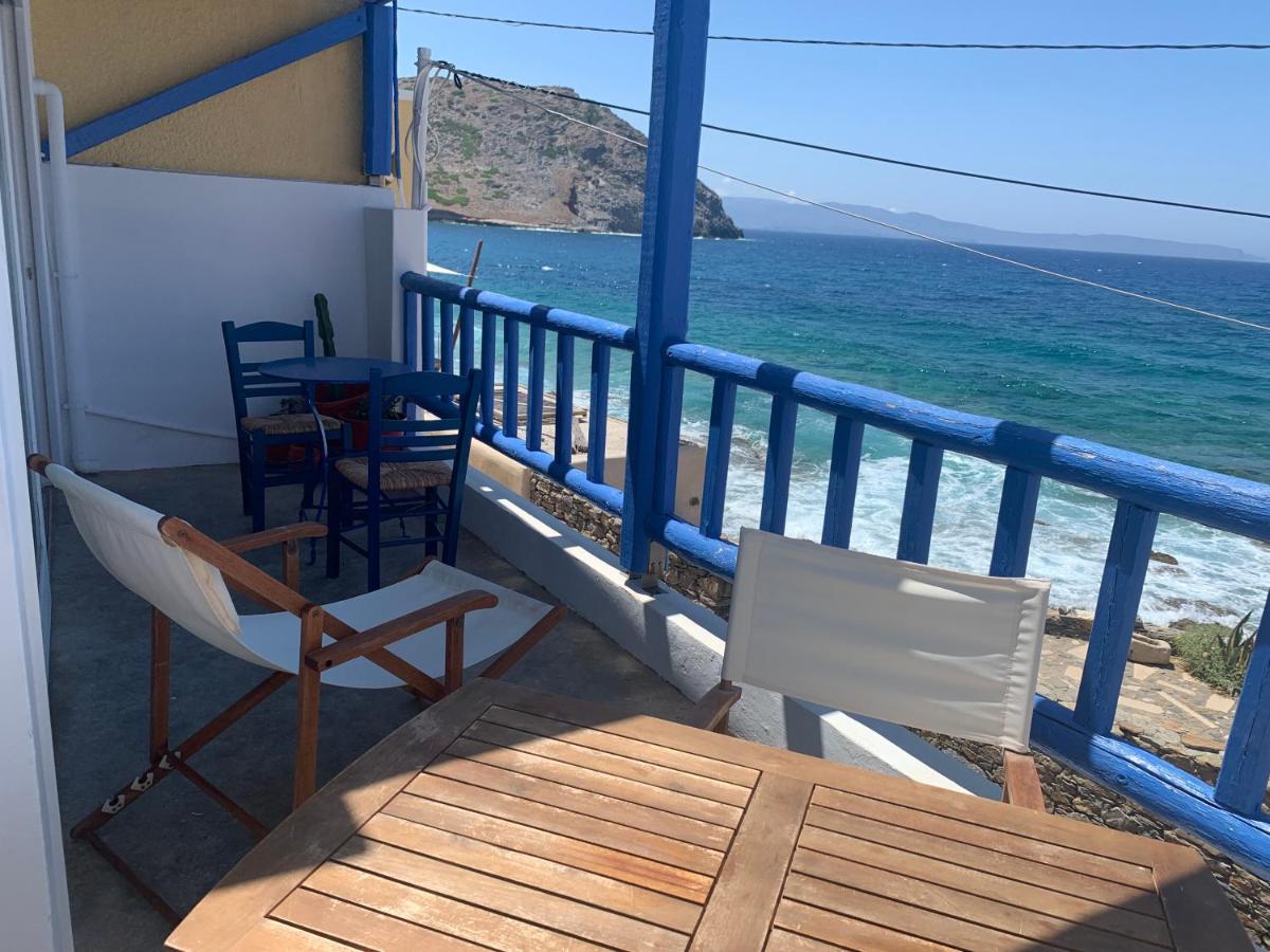 Romantic House 6 Steps From The Sea モコロス エクステリア 写真
